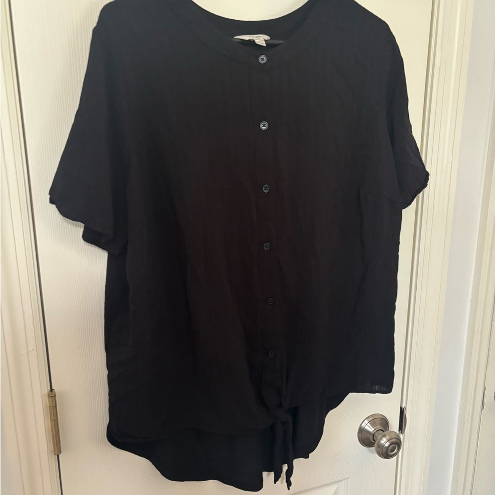 Terra & Sky Black Short Sleeve Button Down Shirt